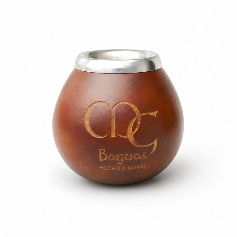 Mate de madera con logo de empresa grabado a fuego